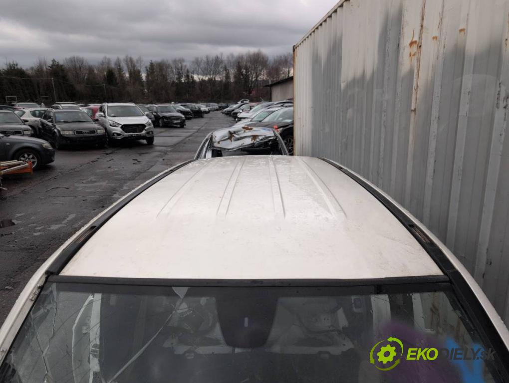 MERCEDES-BENZ X204 SUV 2012 125 kW 220 CDI (204.902) 2143 karoséria ČTVRŤÁK: Blatník prah strecha PODŁUŻNICA