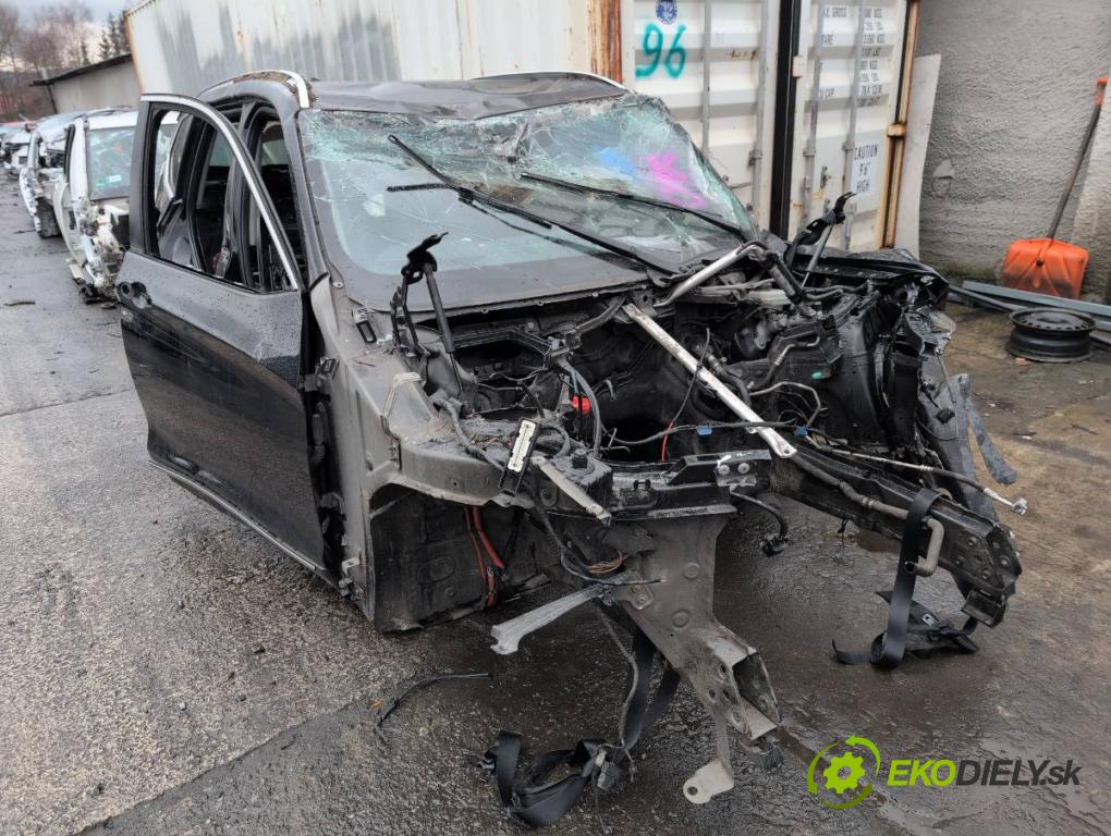 BMW F25 SUV 2013 135 kW xDrive 20 d 1995 KAROSERIA ČTVRŤÁK blatník práh střecha PODŁUŻNICA 