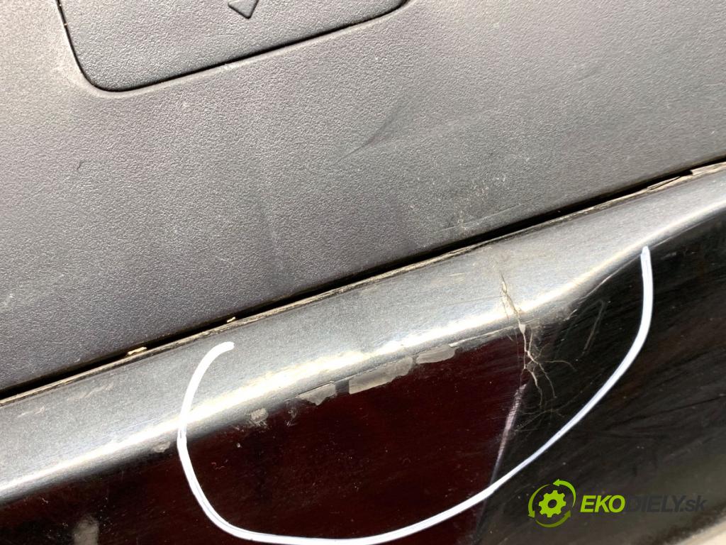 BMW F25 SUV 2013 135 kW xDrive 20 d 1995 Nárazník zad 475 (Kľučka dverí ostatné)