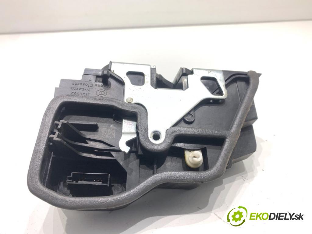 BMW F25 SUV 2013 135 kW xDrive 20 d 1995 zámok Dvere ľavy zad 7318417