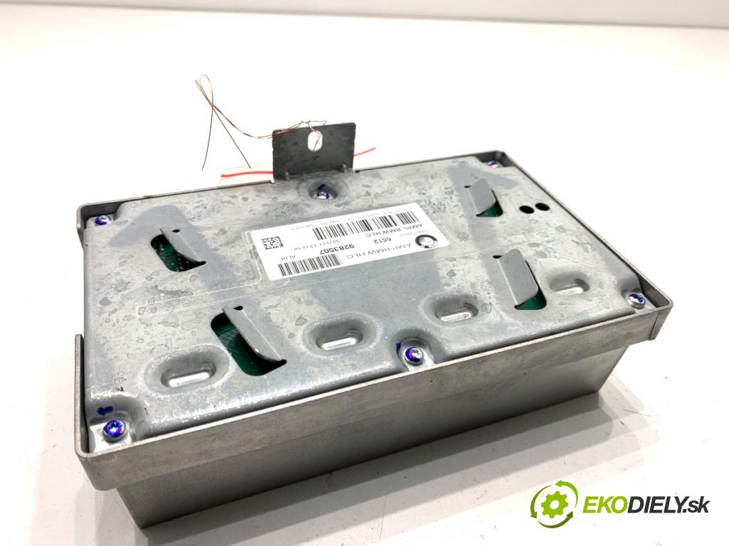 BMW F25 SUV 2013 135 kW xDrive 20 d 1995 zesilovač 9283507 (Zesilovač)