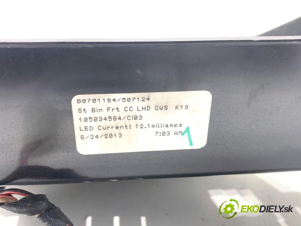 BMW F25 SUV 2013 135 kW xDrive 20 d 1995 držák na nápoje 9184498 (Držák nápojů)