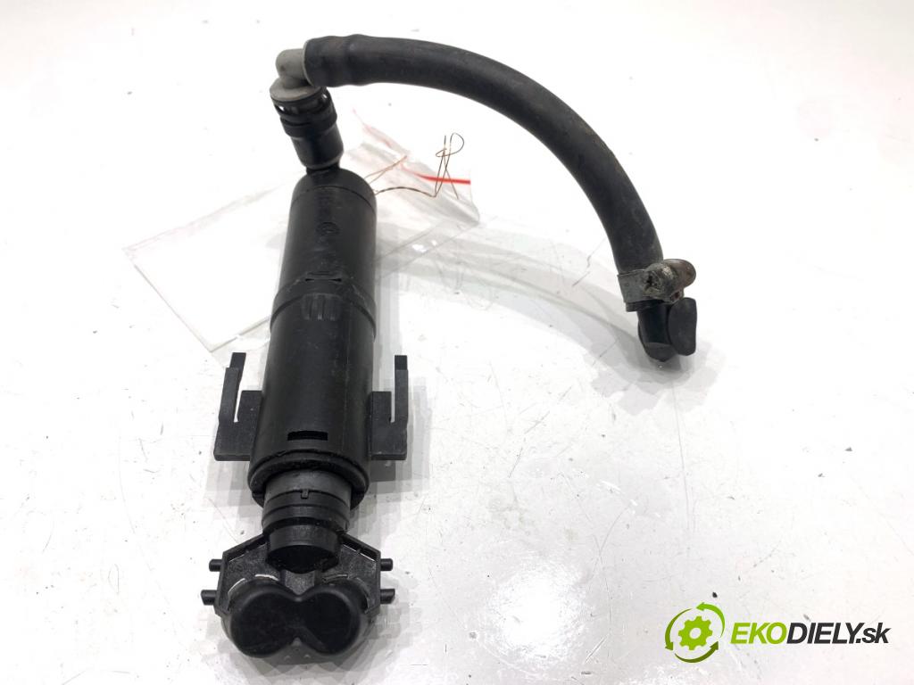 BMW F25 SUV 2013 135 kW xDrive 20 d 1995 ostrekovača svetla pravy predný 7251640