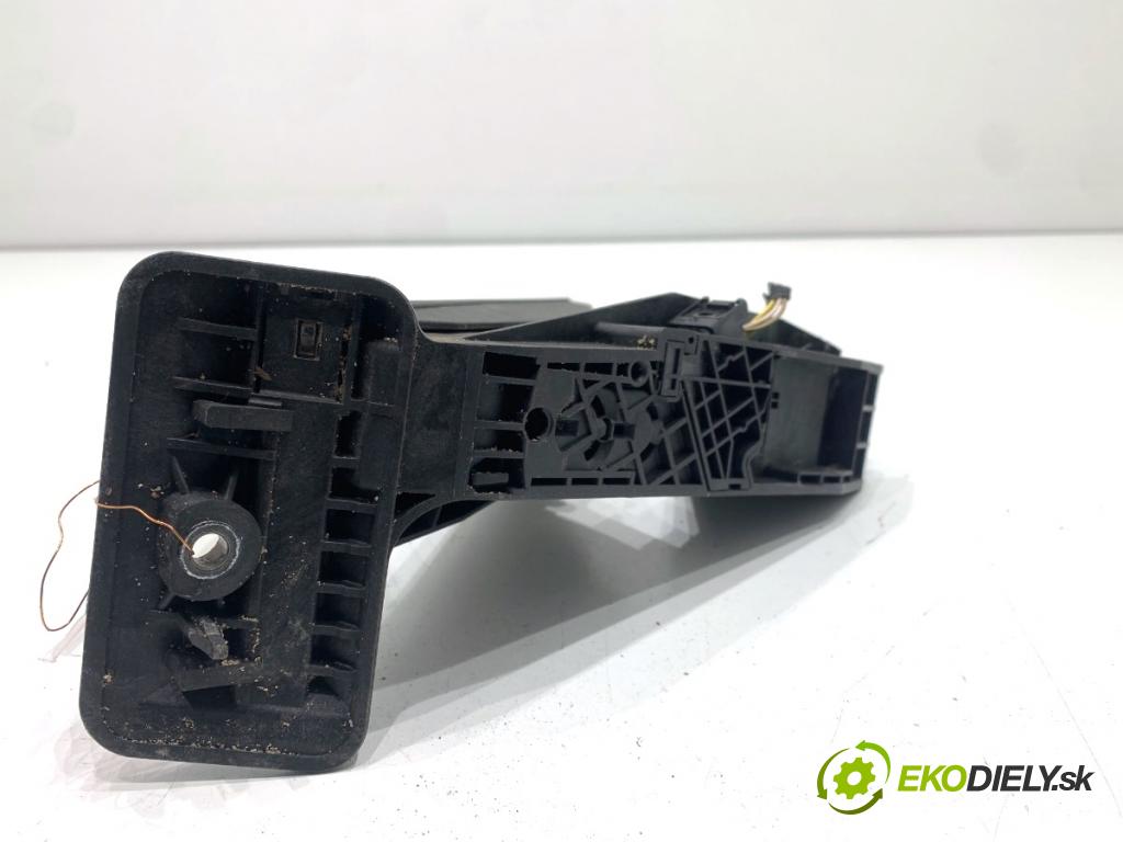 BMW F25 SUV 2013 135 kW xDrive 20 d 1995 potenciometr plynového pedálu  (Potenciometr plynového pedálu)