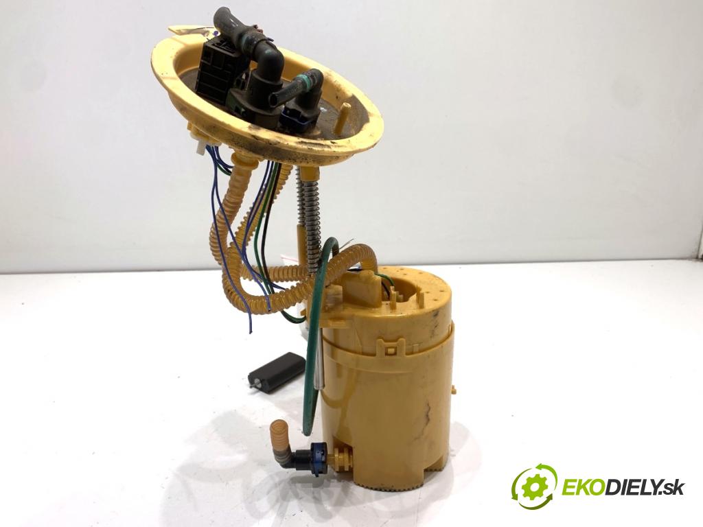 BMW F25 SUV 2013 135 kW xDrive 20 d 1995 pumpa paliva 7216526