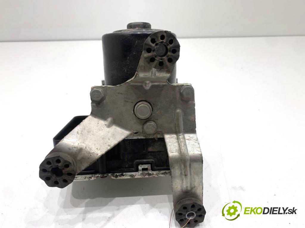 BMW F25 SUV 2013 135 kW xDrive 20 d 1995 Pumpa ABS 6859243 (Pumpa ABS)