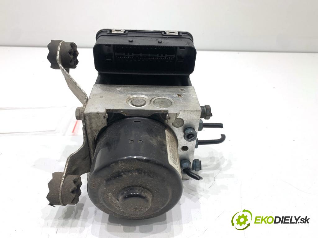 BMW F25 SUV 2013 135 kW xDrive 20 d 1995 Pumpa ABS 6859243 (Pumpa ABS)