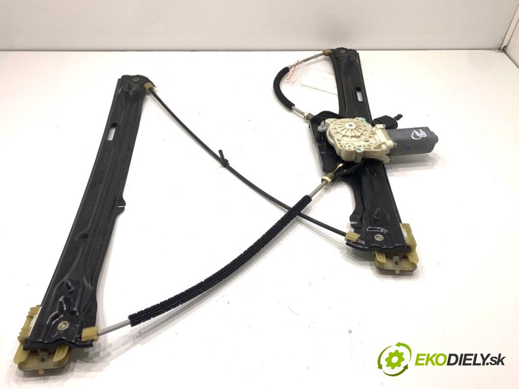 BMW F25 SUV 2013 135 kW xDrive 20 d 1995 mechanismus okna pravý přední část 7322748