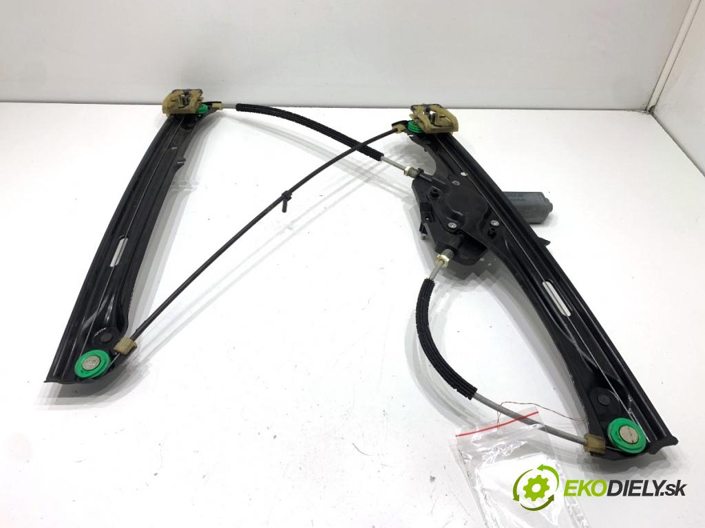 BMW F25 SUV 2013 135 kW xDrive 20 d 1995 mechanismus okna pravý přední část 7322748