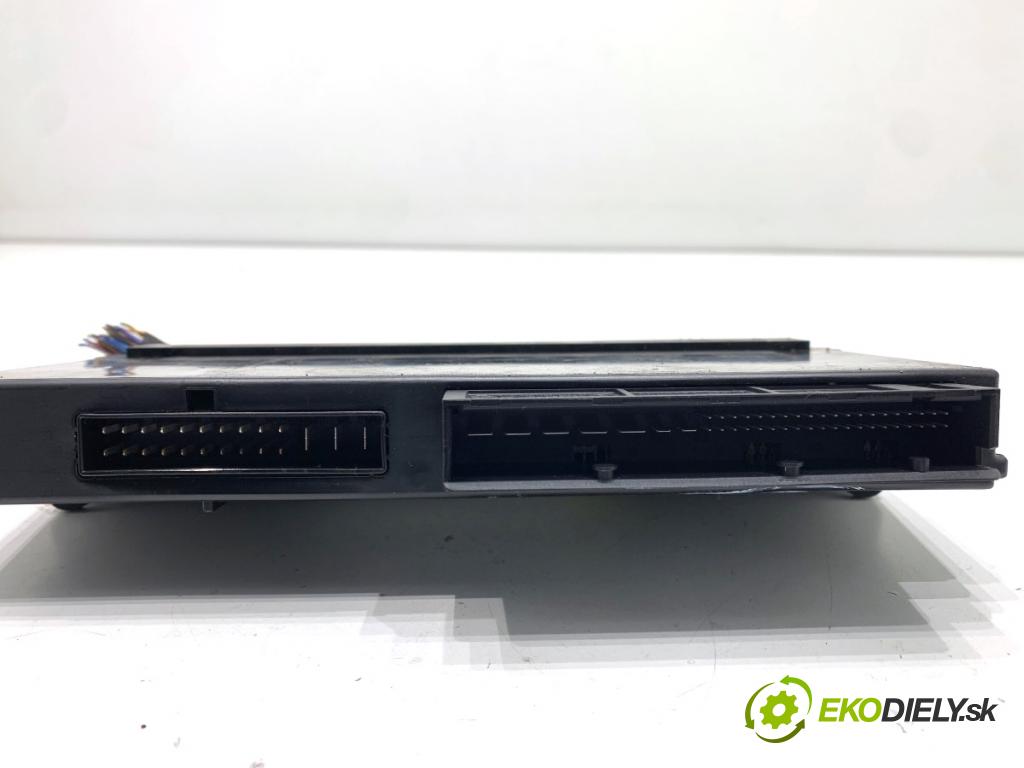 BMW F25 SUV 2013 135 kW xDrive 20 d 1995 modul komfortu 9304587 (Komfortní modul)