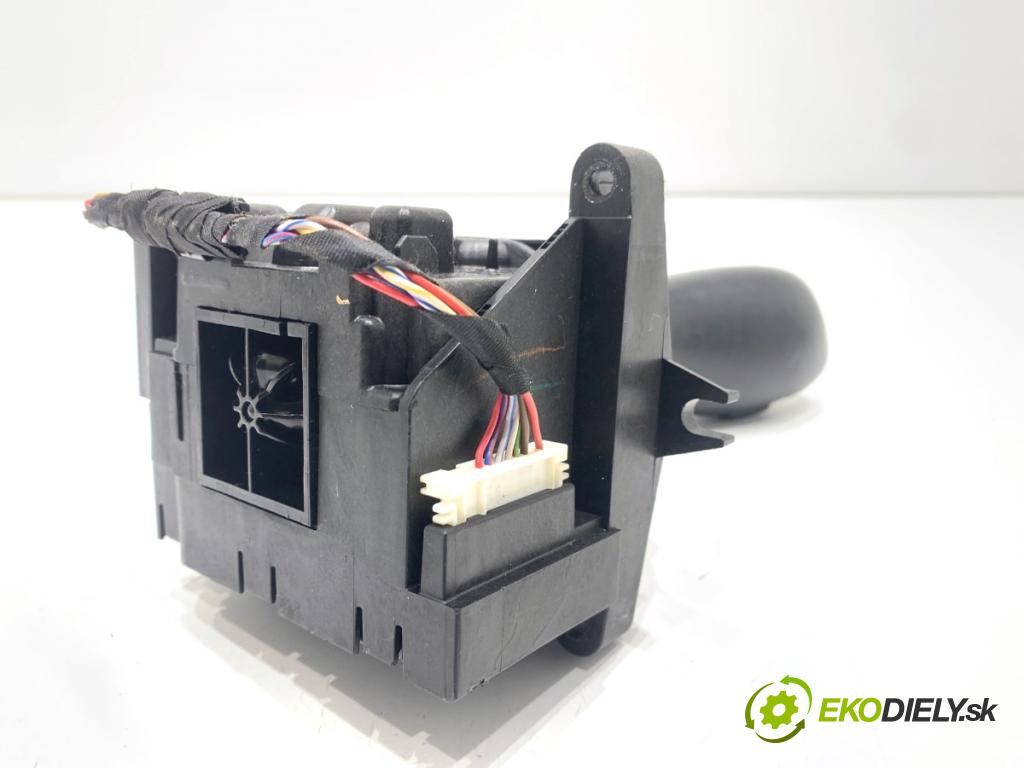 BMW F25 SUV 2013 135 kW xDrive 20 d 1995 kulisa 9296904 (Řadicí páka (kulisa) )