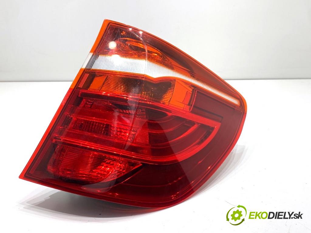 BMW F25 SUV 2013 135 kW xDrive 20 d 1995 světlo pravý zadní část 7217312