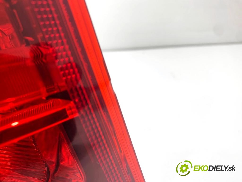 BMW F25 SUV 2013 135 kW xDrive 20 d 1995 světlo levý zadní část 7217311