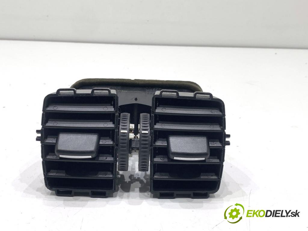 BMW F25 SUV 2013 135 kW xDrive 20 d 1995 Mriežky kúrenia zad 920088812