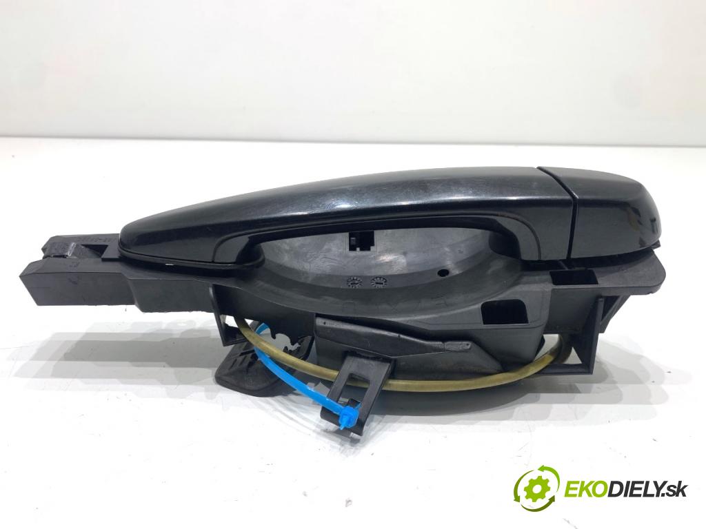 BMW F25 SUV 2013 135 kW xDrive 20 d 1995 klika vnejší pravý přední část 7331740