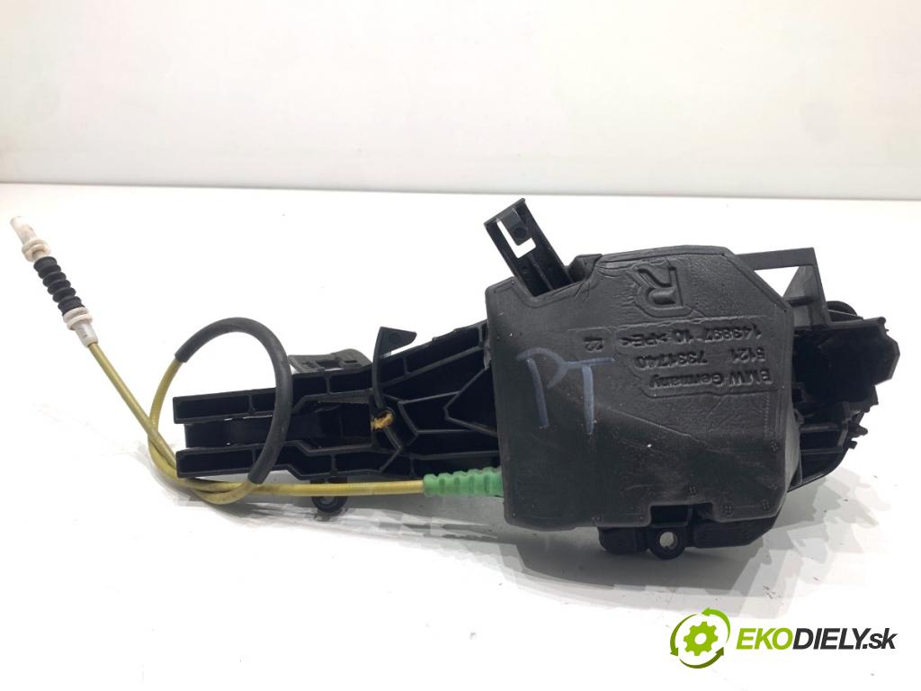 BMW F25 SUV 2013 135 kW xDrive 20 d 1995 Kľučka vonkajšia pravy zad