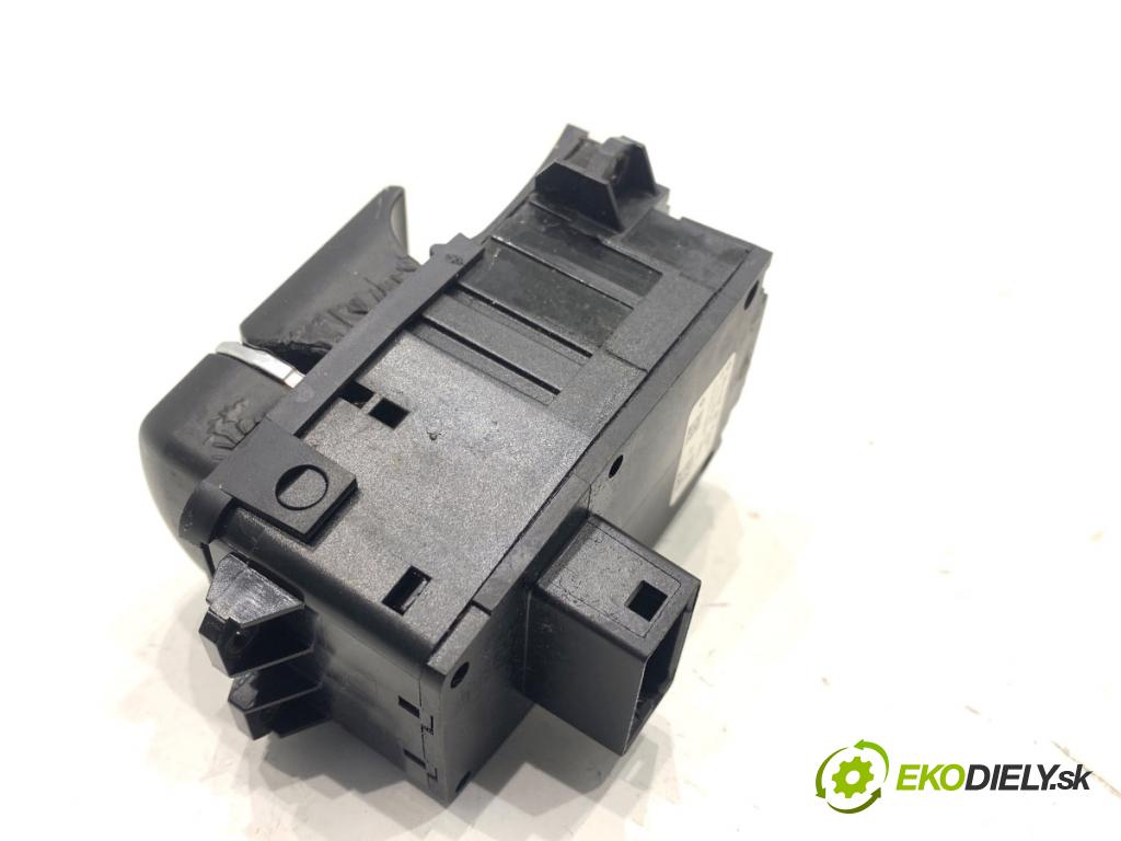 BMW F25 SUV 2013 135 kW xDrive 20 d 1995 BRZDA: ručný elektrický 9217594 (Ručná brzda)