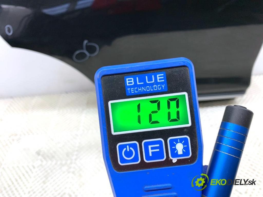 BMW F25 SUV 2013 135 kW xDrive 20 d 1995 dveře pravý zadní část 475