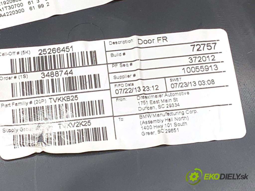 BMW F25 SUV 2013 135 kW xDrive 20 d 1995 ča dveře pravý přední část