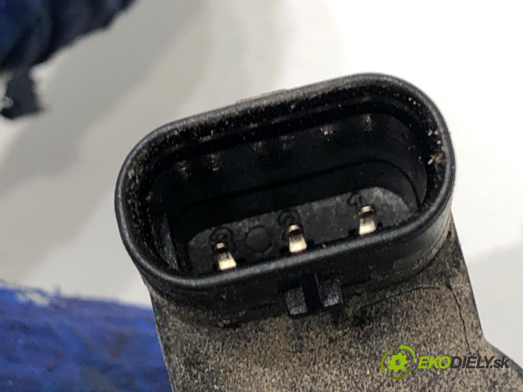 BMW F25 SUV 2013 135 kW xDrive 20 d 1995 snímač PDC 9270700