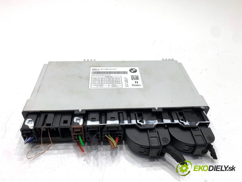 BMW F25 SUV 2013 135 kW xDrive 20 d 1995 modul sedačky 9280913