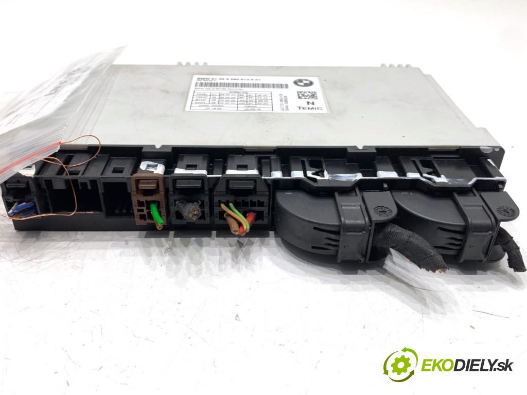 BMW F25 SUV 2013 135 kW xDrive 20 d 1995 modul sedačky 9280913