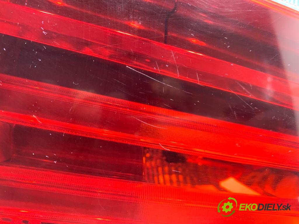 BMW F25 SUV 2013 135 kW xDrive 20 d 1995 světlo zadní část levá strana vnitřní 7217313 (Klika dveří ostatní)