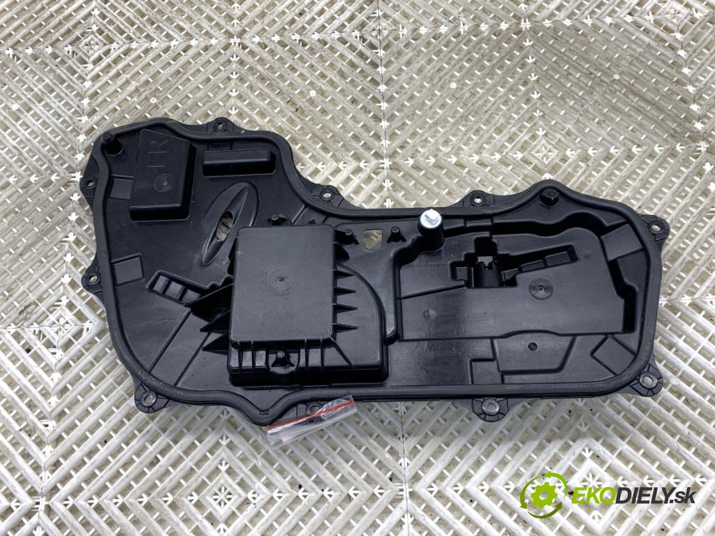 LAND ROVER RANGE ROVER EVOQUE SUV 2025 150 kW 2.0 D200 MHEV 4x4 1997 Panel odhlučnění dveře přední část pravý R8D2-21122-A