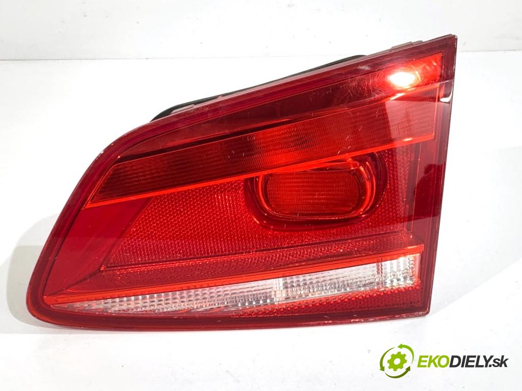 VW PASSAT B7 Kombi 2012 100 kW 2.0 TDI 1968 světlo zadní část pravá vnitřní 3AF945094K (Klika dveří ostatní)