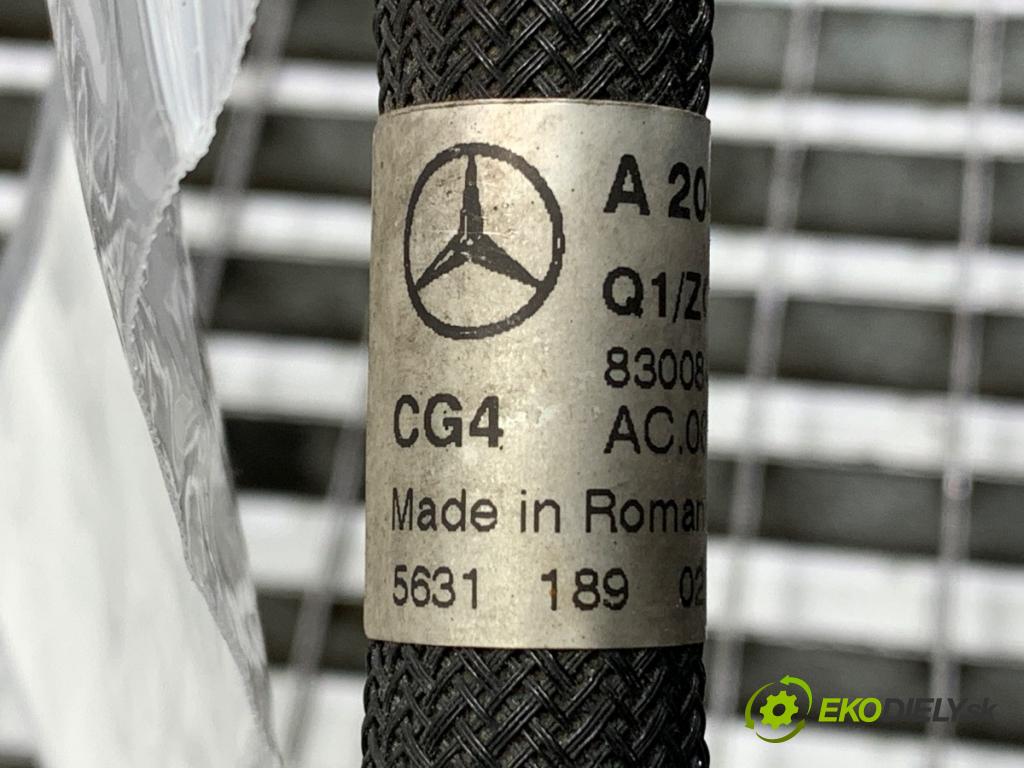 MERCEDES-BENZ X204 SUV 2012 125 kW 220 CDI (204.902) 2143 rúrka klimatizácie A2048304816 (Rúrka klimatizácie)