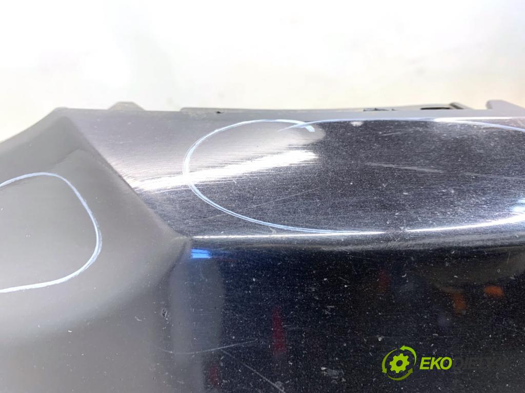 VW PASSAT B6 Kombi 2005 103 kW 2.0 TDI 1968 nárazník přední část LC9X (Klika dveří ostatní)