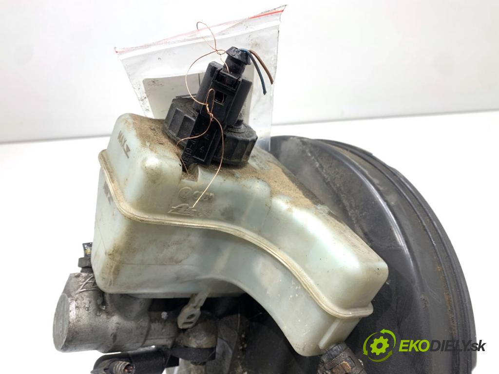 VW PASSAT B6 Kombi 2005 103 kW 2.0 TDI 1968 posilovač bŕzd 3C1614105D