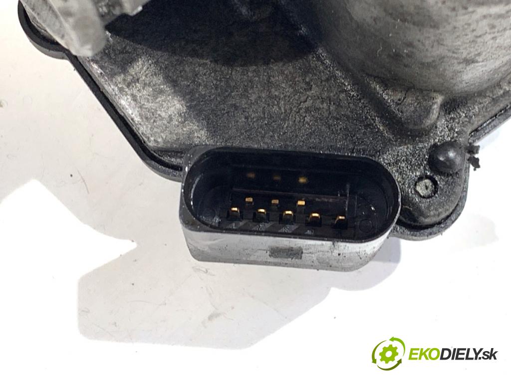 VW PASSAT B6 Kombi 2005 103 kW 2.0 TDI 1968 škrtíci klapka 03G128063A (Škrticí klapka)