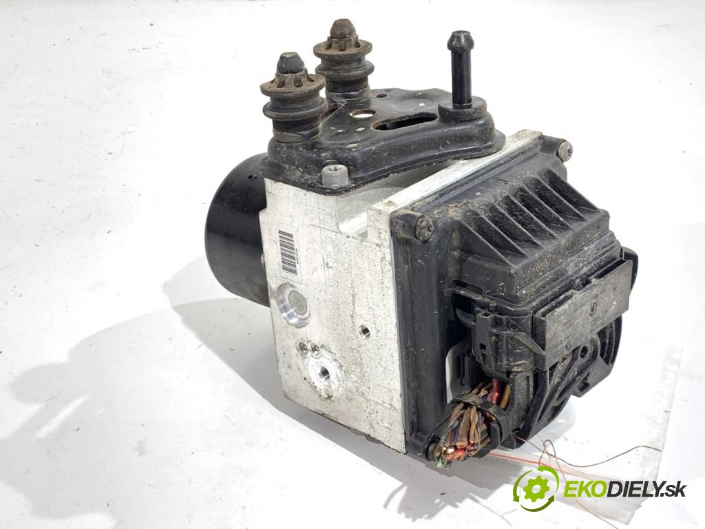 VW PASSAT B6 Kombi 2005 103 kW 2.0 TDI 1968 Pumpa ABS 3C0614095M (Pumpa ABS)