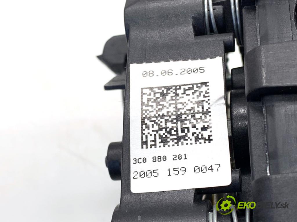 VW PASSAT B6 Kombi 2005 103 kW 2.0 TDI 1968 AirBag volantu 3C0880201 (Airbag)