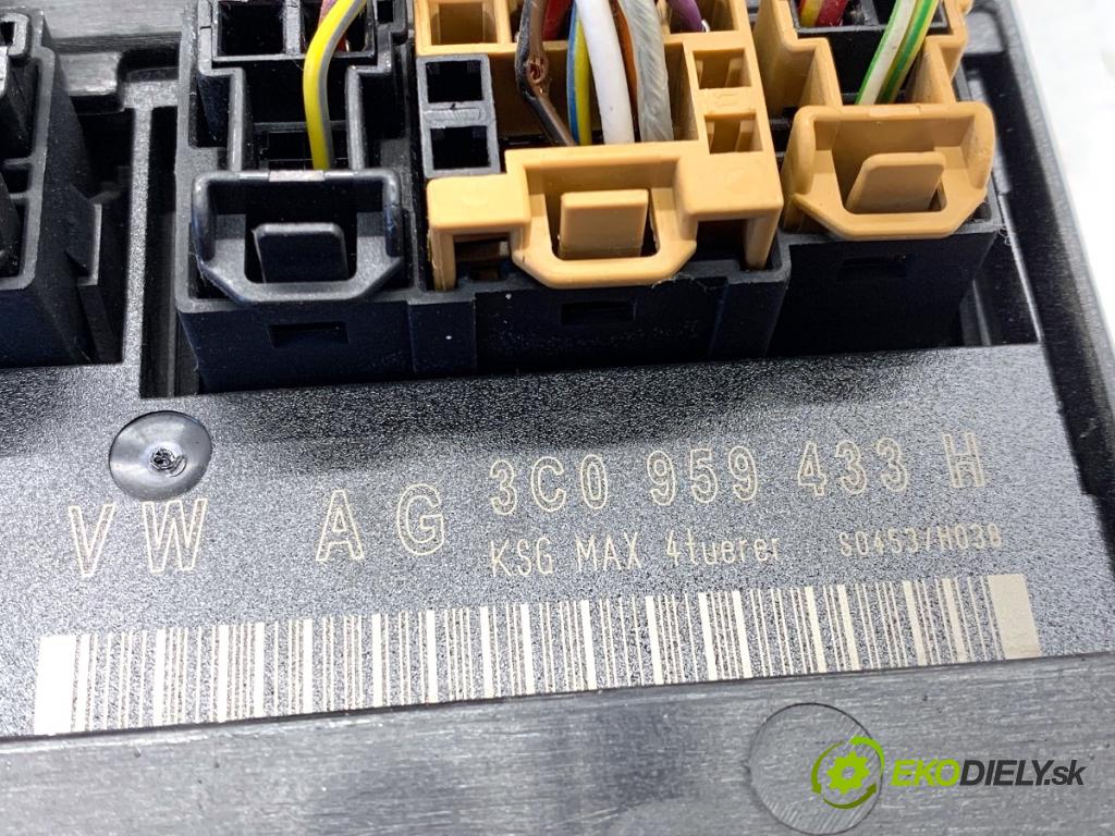 VW PASSAT B6 Kombi 2005 103 kW 2.0 TDI 1968 modul komfortu 3C0959433H (Komfortní modul)