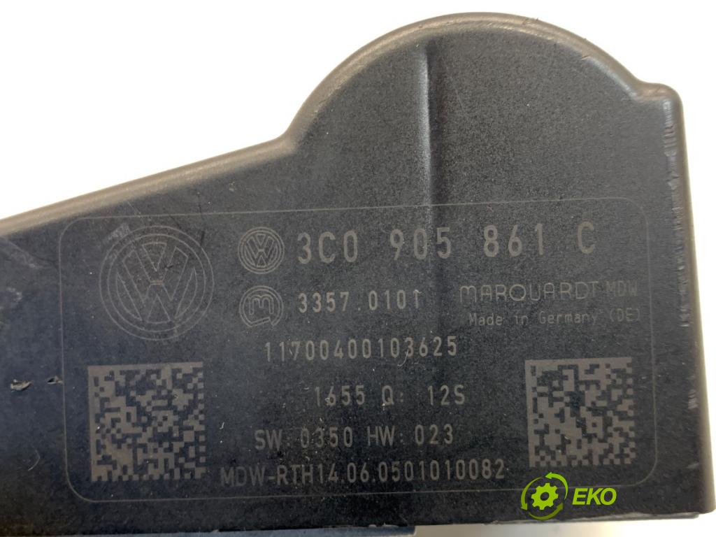 VW PASSAT B6 Kombi 2005 103 kW 2.0 TDI 1968 blokáda volantu 3C0905861C (Řízení ostatní)
