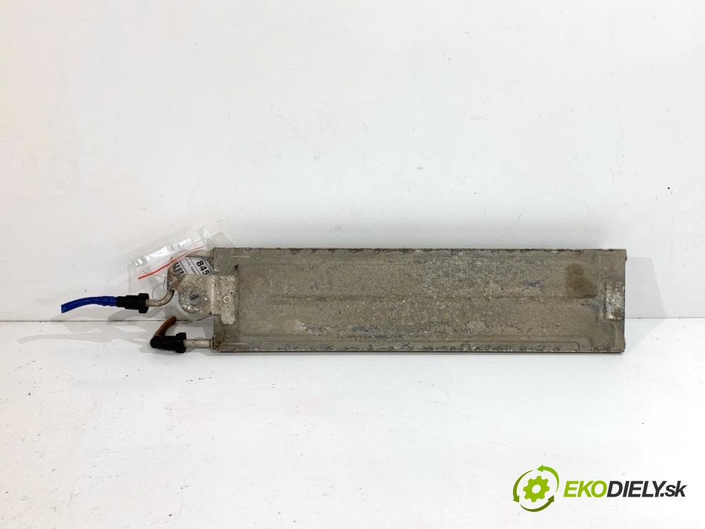 VW PASSAT B6 Kombi 2005 103 kW 2.0 TDI 1968 Chladič paliva