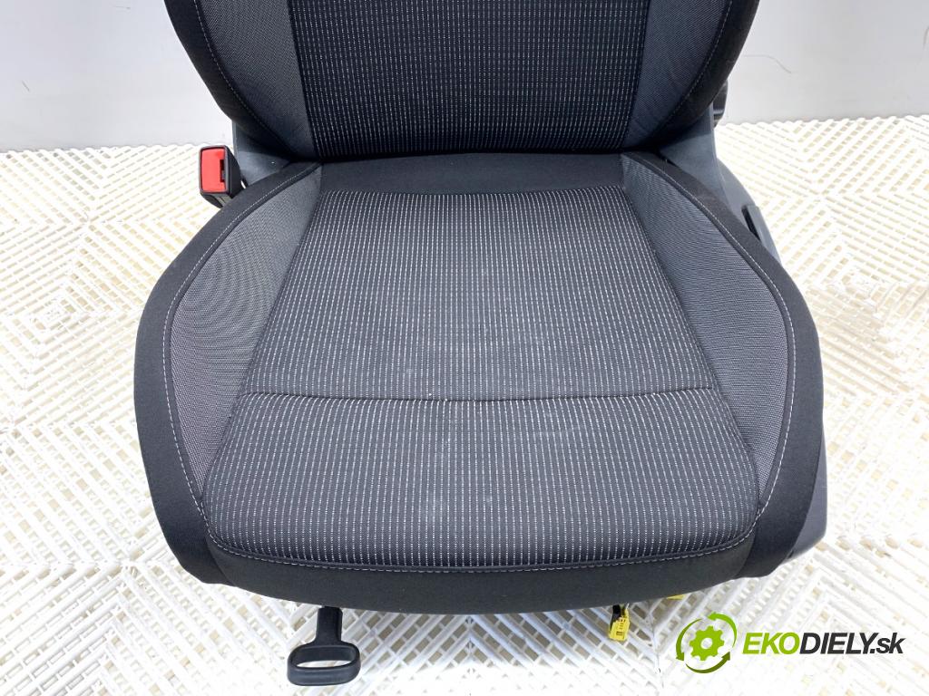 SKODA OCTAVIA IV Kombi 2023 110 kW 2.0 TDI 1968 sedadlo levý přední část