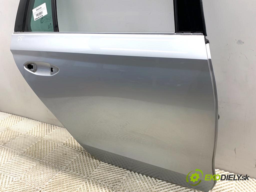 SKODA OCTAVIA IV Kombi 2023 110 kW 2.0 TDI 1968 dveře pravý zadní část LA7W LA7W