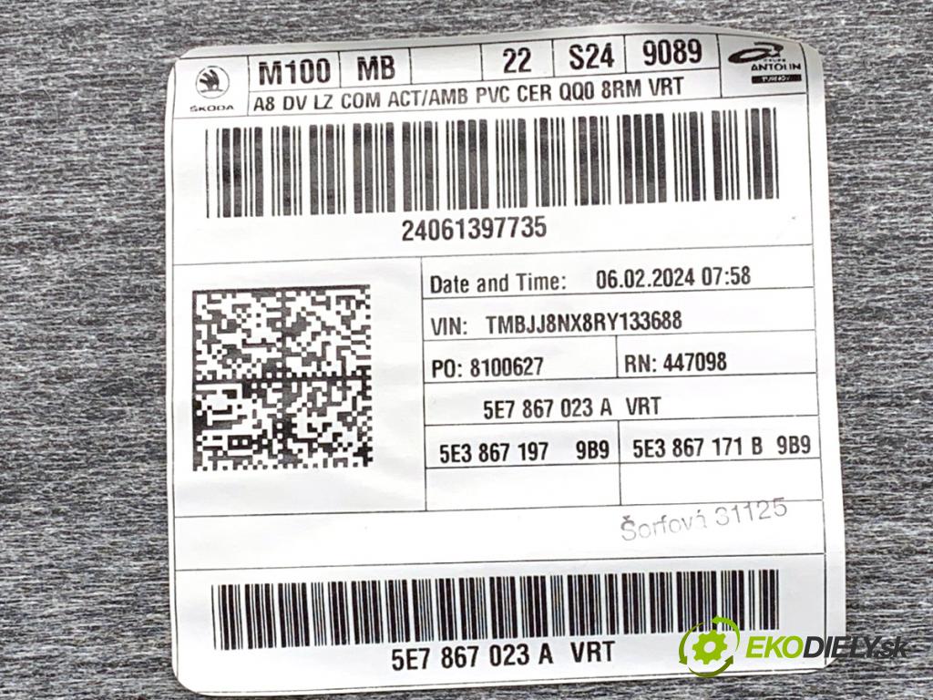 SKODA OCTAVIA IV Kombi 2023 110 kW 2.0 TDI 1968 ča dveře levý zadní část 5E7867023A