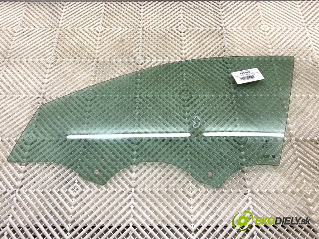 SKODA OCTAVIA IV Kombi 2023 110 kW 2.0 TDI 1968 okno levý přední část 5E3845201
