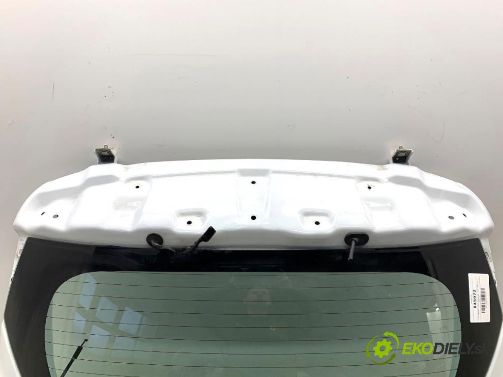 RENAULT CLIO IV liftback 2018 55 kW 1.5 dCi 75 1461 kapota zad DV369