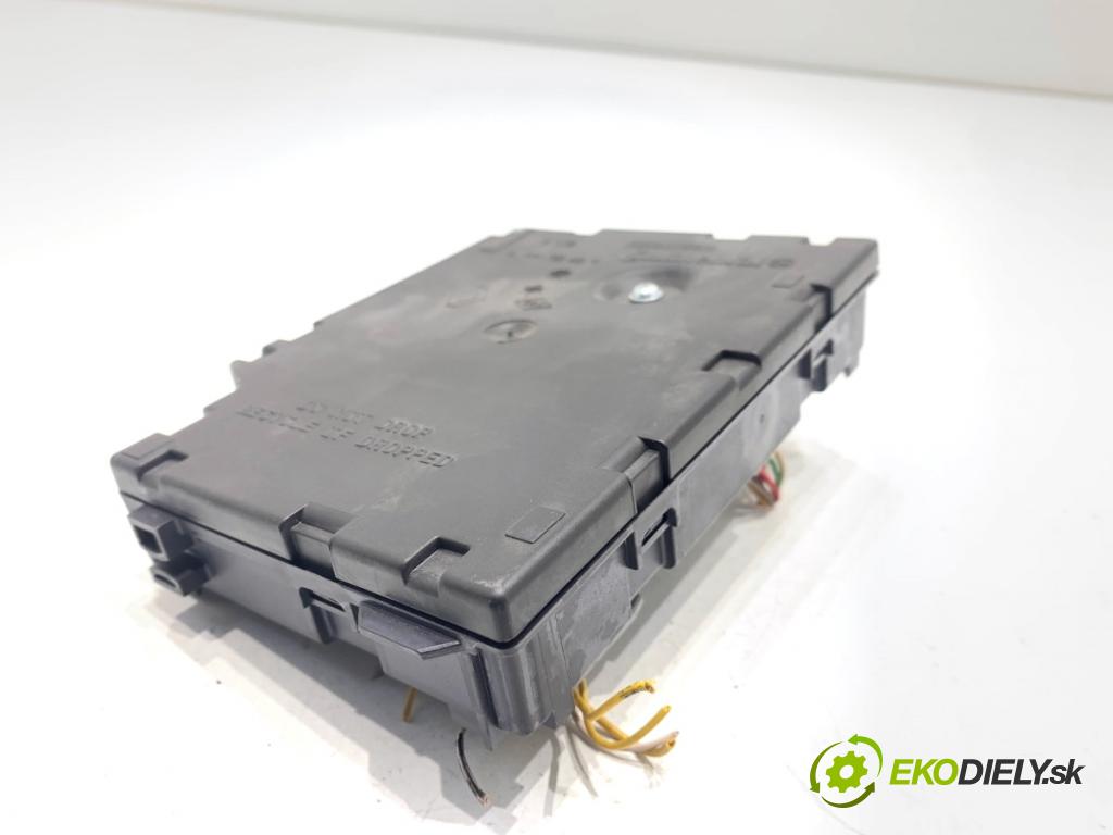 RENAULT CLIO IV liftback 2018 55 kW 1.5 dCi 75 1461 spinačka 285900636R (Spínacia skrinka)