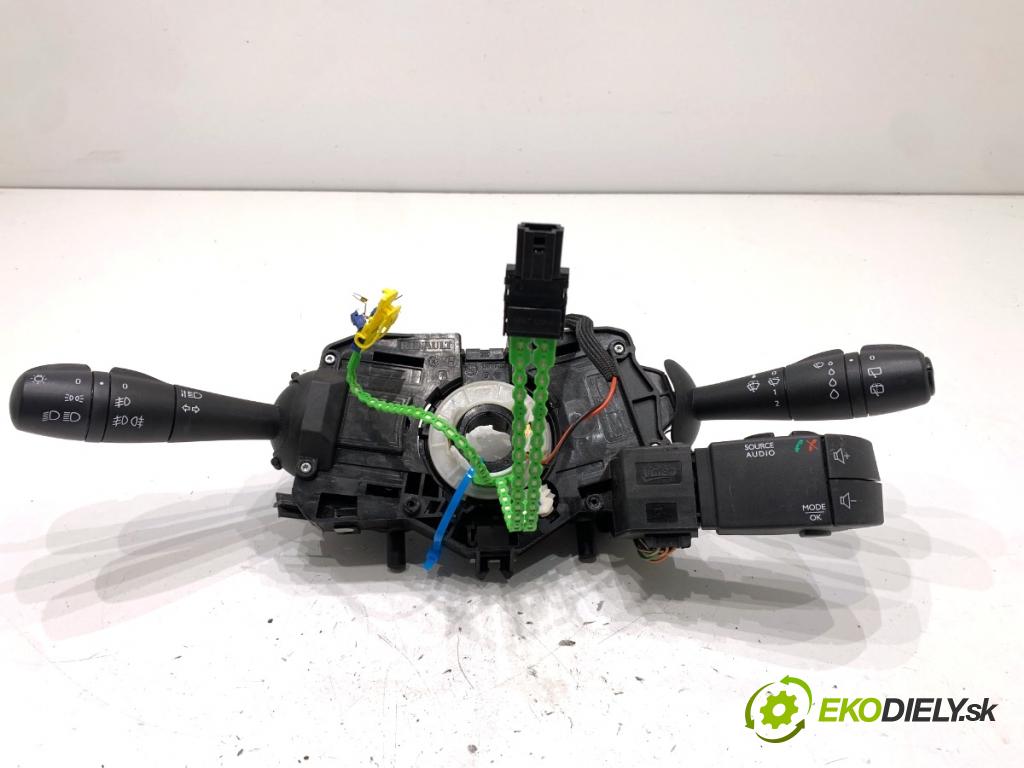 RENAULT CLIO IV liftback 2018 55 kW 1.5 dCi 75 1461 Prepínač kombinovaný 255675284R (Prepínacie páčky pod volantom)