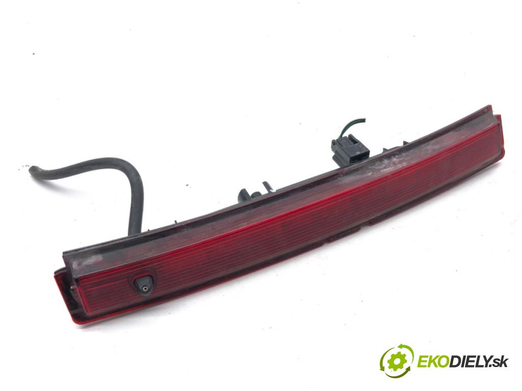 RENAULT CLIO IV liftback 2018 55 kW 1.5 dCi 75 1461 světlo brzdových světel 265902759R