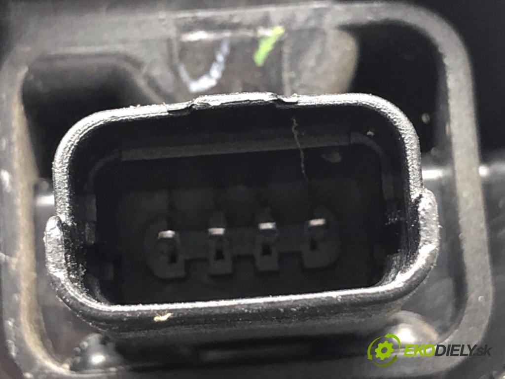 RENAULT CLIO IV liftback 2018 55 kW 1.5 dCi 75 1461 Svetlo ľavy zad 265553752R