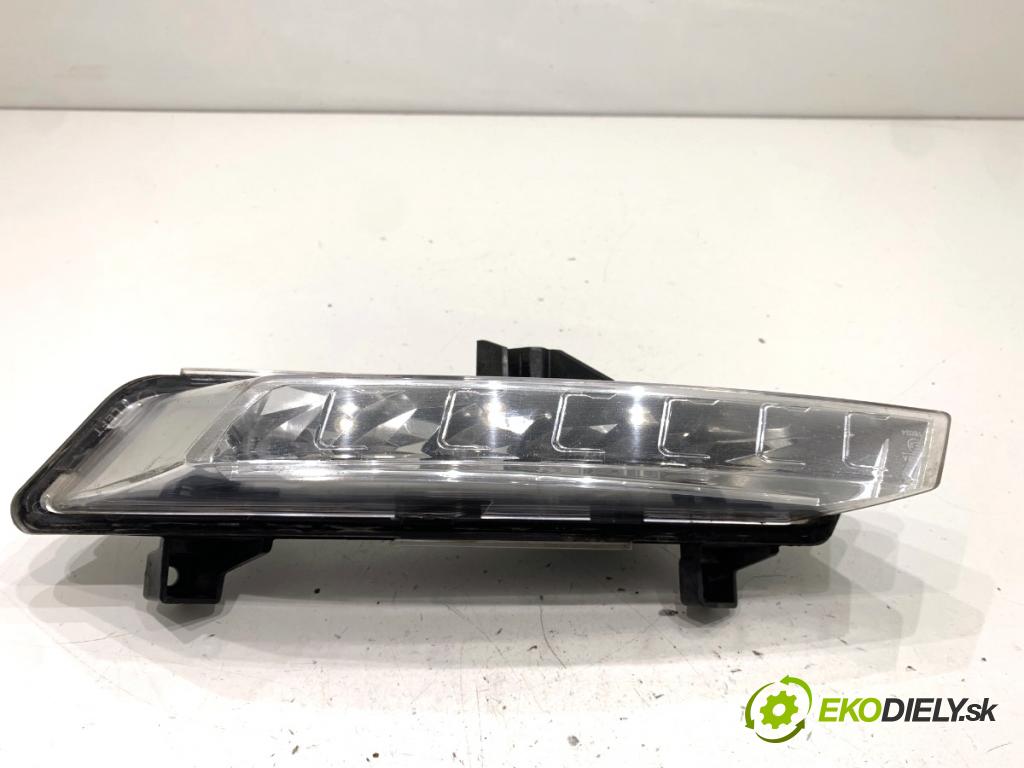 RENAULT CLIO IV liftback 2018 55 kW 1.5 dCi 75 1461 Svetlo DRL: ľavy predný 266051034R