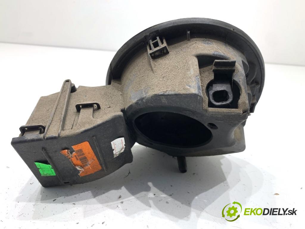 RENAULT CLIO IV liftback 2018 55 kW 1.5 dCi 75 1461 Dvierka nádrže paliva  (Kľučka dverí ostatné)