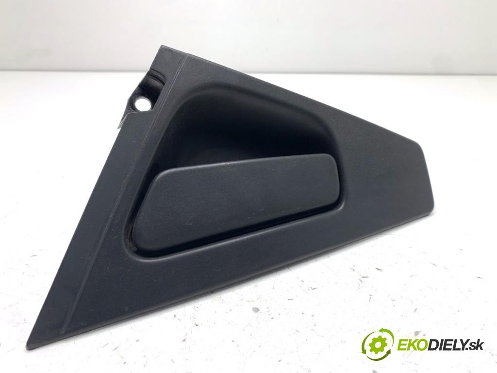 RENAULT CLIO IV liftback 2018 55 kW 1.5 dCi 75 1461 Kľučka vonkajšia pravy zad 826064374R